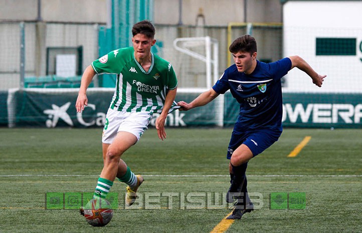 El Vázquez Cultural se desinfla ante el Betis tras un gran primer tiempo (4-0)