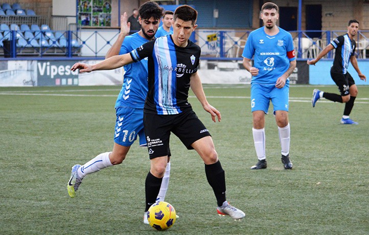 El Atlético Marbella se impone al Alhaurín B con una contundente goleada (0-5)