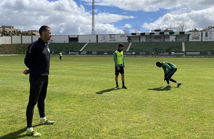 El marbellí David Moreno toma las riendas del Antequera CF de 2ª RFEF