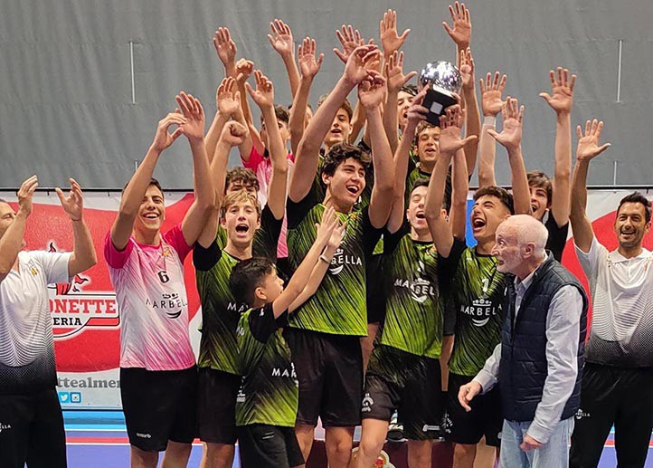 Los cadetes del Costa del Voley gana el CADEBA con Vegas como mejor jugador