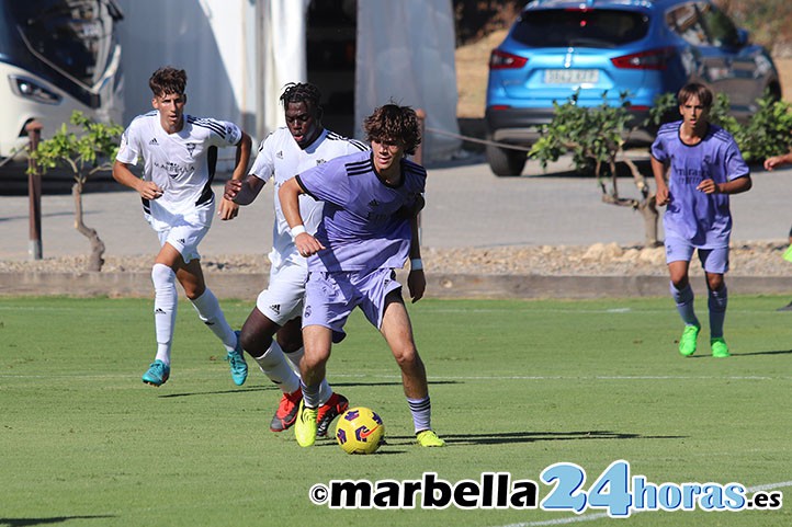 El Marbella FC juvenil planta cara al Real Madrid de Arbeloa (0-2)