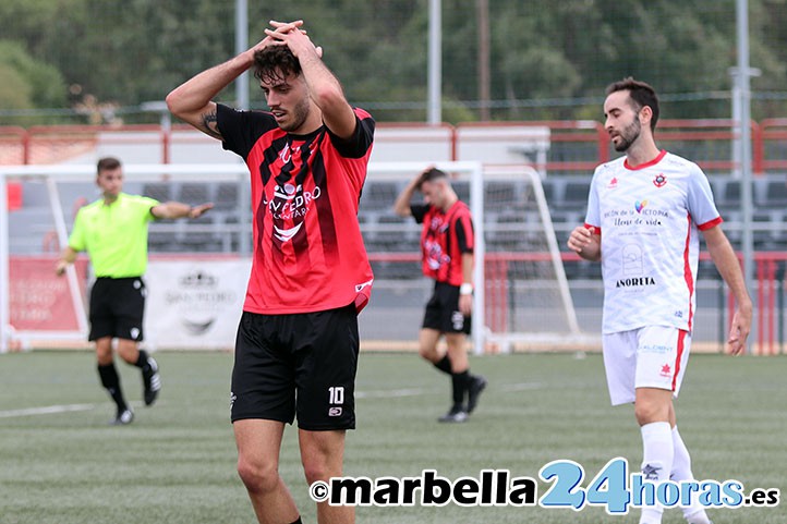 El San Pedro perdona ante el Rincón y cae por la mínima (0-1)