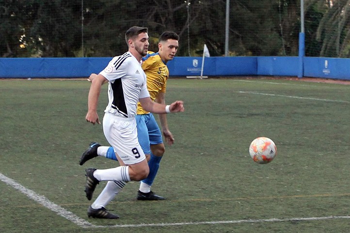 Goleada del Marbella FC al Polillas con otro hat-trick de Bao (5-1)