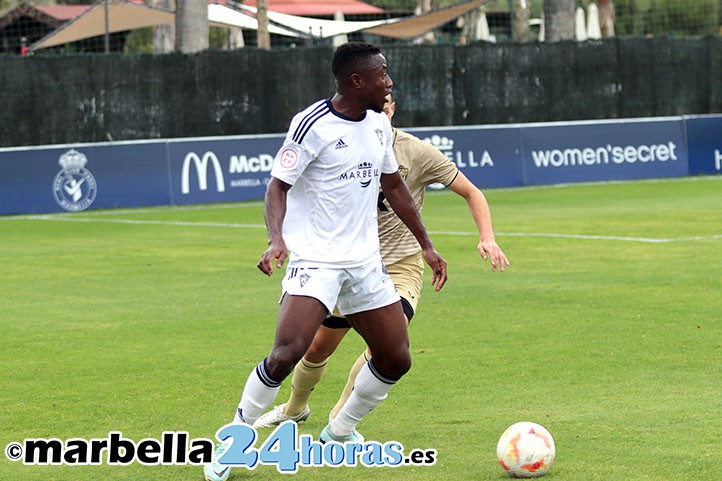 El Marbella se toma la revancha ante el Almería B con un solvente triunfo (2-0)