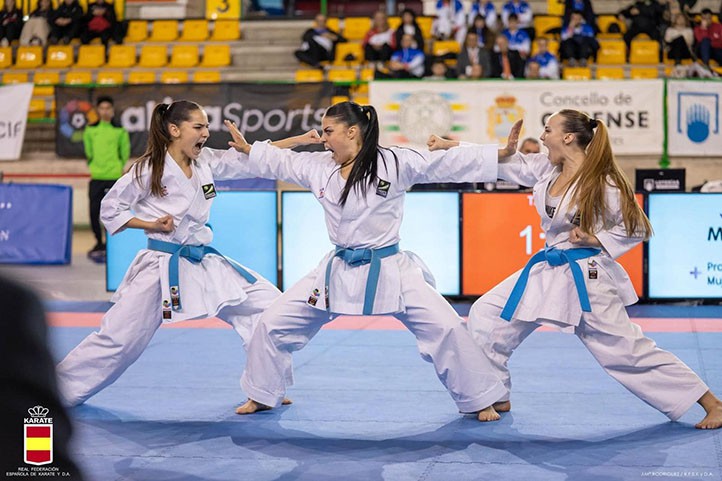 El equipo femenino del Olympic Karate Marbella, campeón de España en Kata