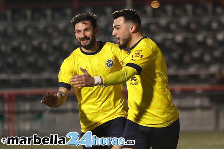 Yiyi le da la victoria al FC Marbellí ante el Sierra de Yeguas con un hat-trick (3-0)