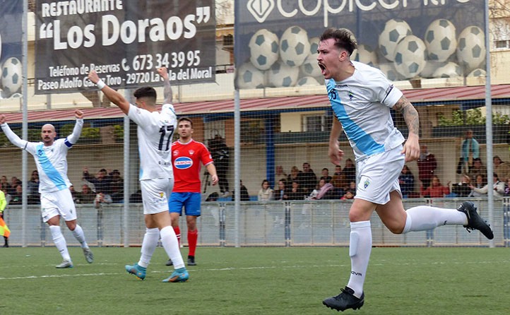 El Atlético Marbella Paraíso conquista el campo de La Cala (1-2)