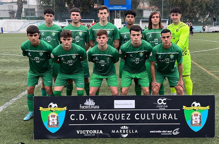 El Vázquez Cultural continúa con su escalada tras golear al San Roque (5-0)