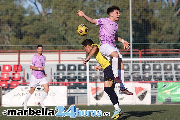 El FC Marbellí se atasca ante un motivado Llano Perchel (0-1)