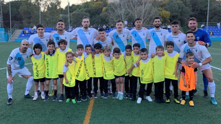 El Atlético Marbella Paraíso golea y es virtualmente equipo de playoff (5-1)