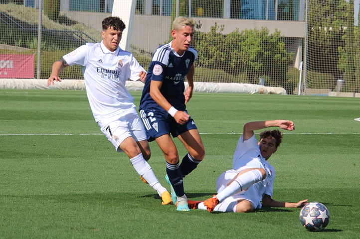 El Marbella FC se impone al juvenil del Real Madrid que dirige Arbeloa (0-2)