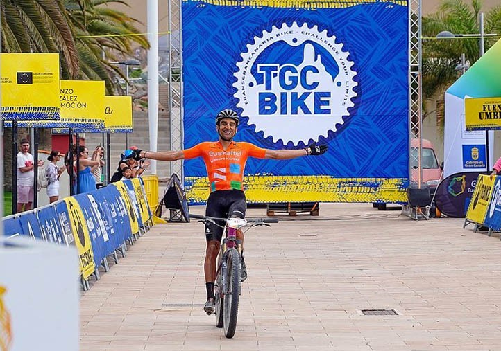 El marbellí Maté gana la última etapa de la Transgrancanaria Bike 2023