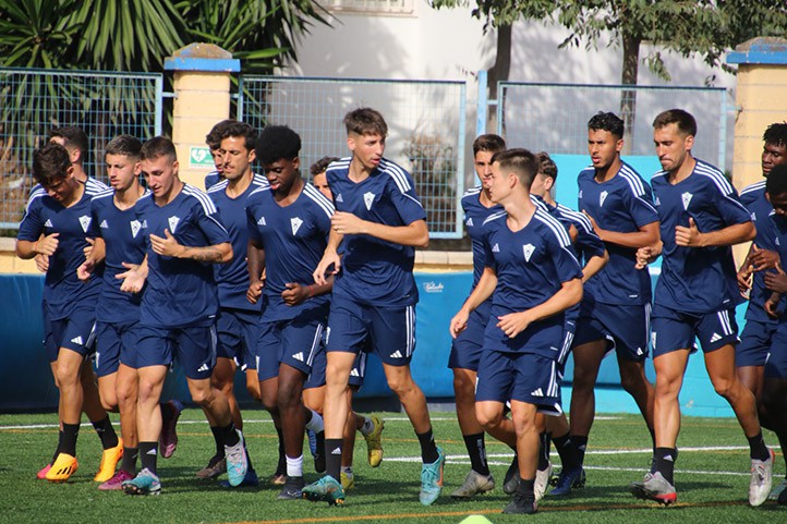 El Marbella inicia la pretemporada con sólo diez jugadores del ascenso