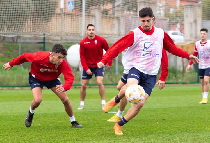 El Marbella FC anuncia la llegada del lateral derecho mijeño Ale Benítez