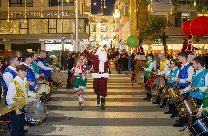 Papá Noel ya está en Marbella y ha abierto su casa hasta el día 24