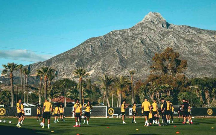 El Borussia Dortmund ya realiza en Marbella su preparación invernal