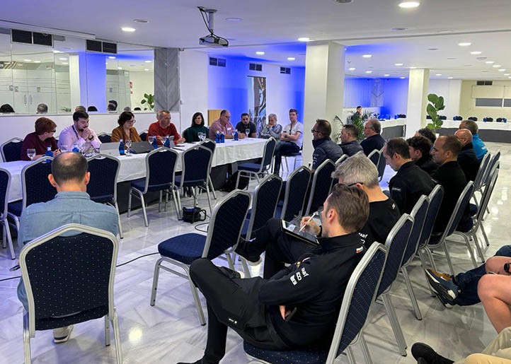 La Vuelta a Andalucía se reduce a tres etapas y empezará este viernes