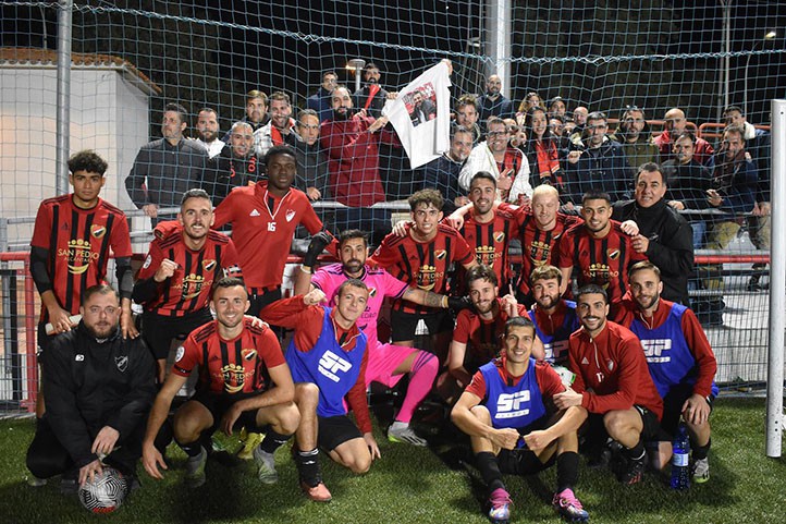 La UD San Pedro vuelve a la senda del triunfo ante Atarfe Industrial (2-0)