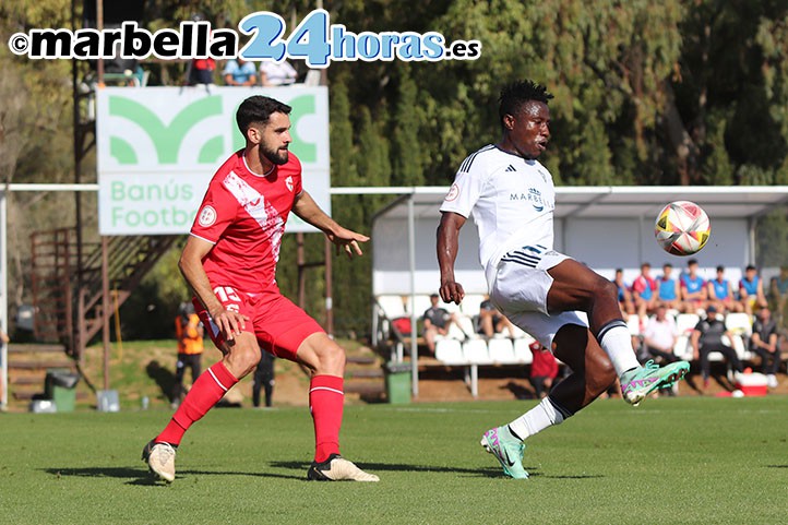 Golpe de autoridad del Marbella FC para imponerse al Sevilla Atlético (2-0)