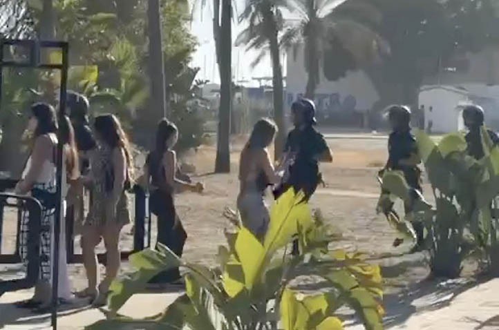 Nueva redada Marbella: la policía entra en un club en la playa del Cable