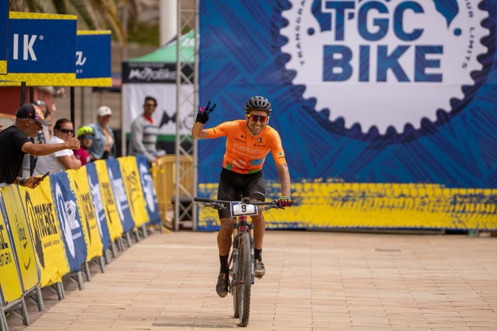 Maté concluye quinto en su cuarta participación en la Transcanaria Bike