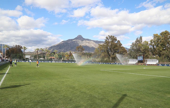 Marbella FC y Ayuntamiento trabajan en acondicionar la Dama de Noche