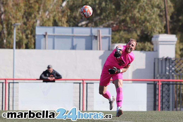 Antonio Izquierdo firma por el CD Valdepeñas del Grupo XVIII de 3ªRFEF