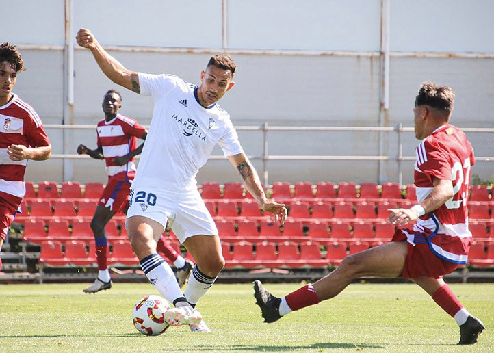 Victoria del Marbella en el partido de preparación ante el Recreativo Granada