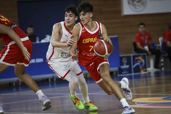 Dani Carrasco se mete con España líder de grupo en octavos del Eurobasket