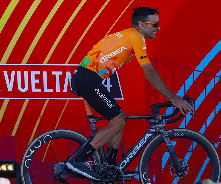 Maté pone voz al regreso de Euskaltel a La Vuelta "vamos a correr al ataque"