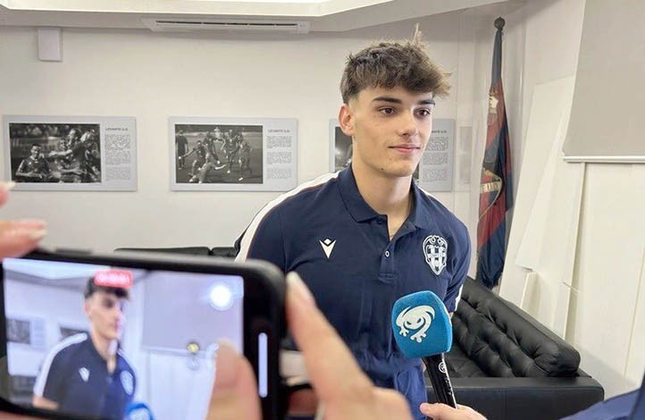 El Marbella FC incorpora cedido al emergente portero Dani Martín