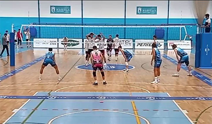 El Costa del Voley se estrena en casa con victoria ante Pinto (3-1)