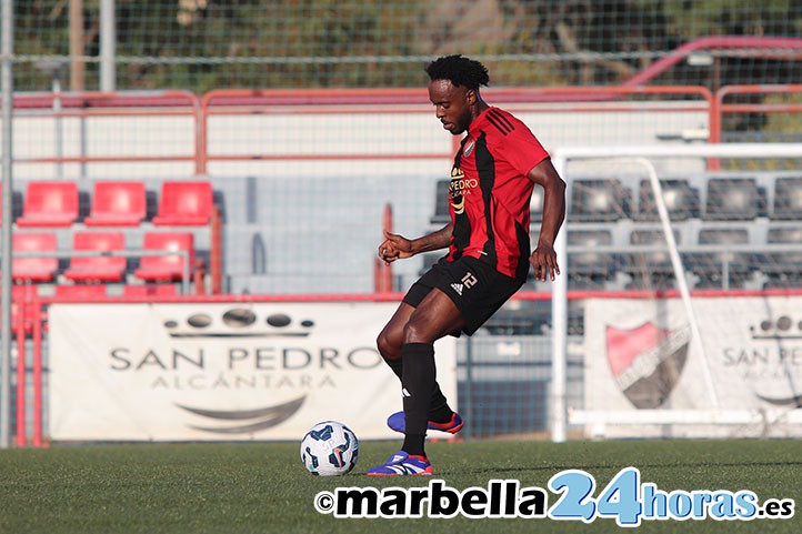 El San Pedro no consigue sumar en su visita al Cuevas CF (3-1)