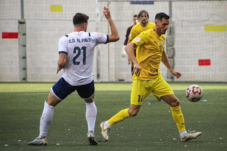 El Marbellí entra en crisis con su derrota (1-0) en El Palo, la tercera seguida