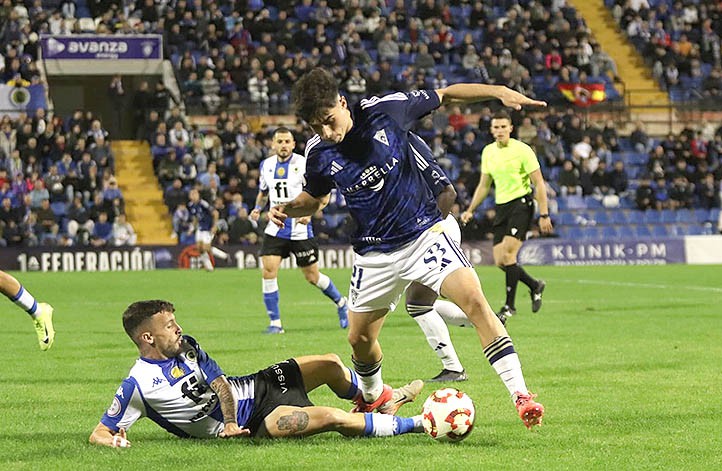 El Marbella agudiza su mal momento con una derrota ante el Hércules (2-1)