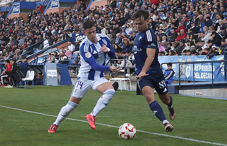 El Marbella FC más contundente gana en Huelva y toma oxígeno (1-3)