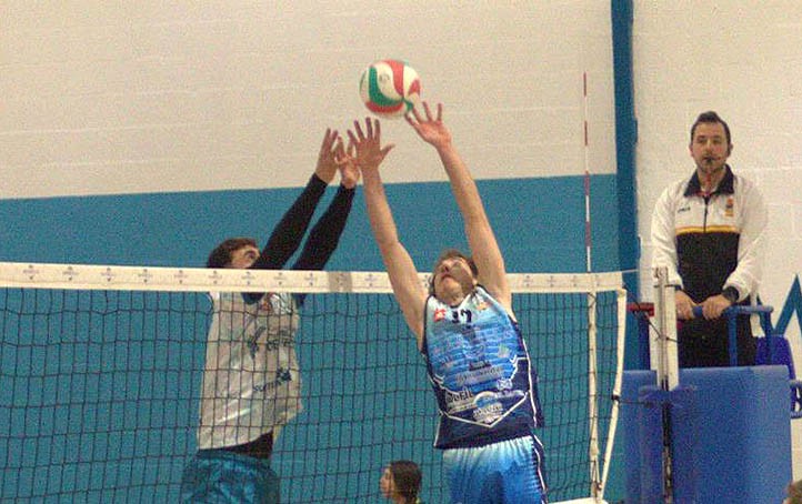 El Marbella Costa del Voley encaja una derrota ante el CV Pinto (3-0)