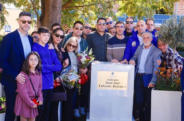 El anfiteatro del bulevar de San Pedro lleva ya el nombre de Juanjo Calvente