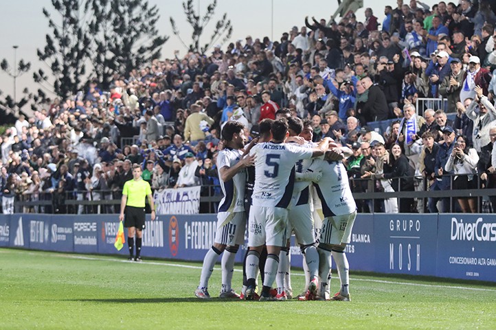 La remontada ante el Algeciras permite al Marbella salir del descenso