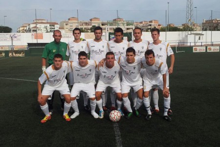 El Atlético Marbella perdona y cae en su estreno en la categoría (1-0)