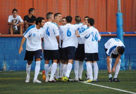 La Peña Los Compadres se estrena con goleada (3-1) ante el Athletic Fuengirola