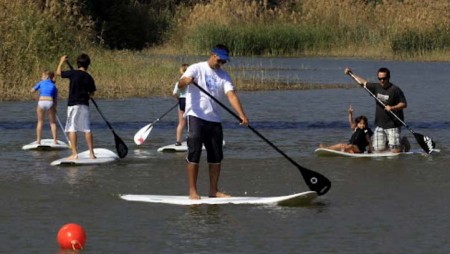 Marbella se apunta este sábado a la moda del paddle surf