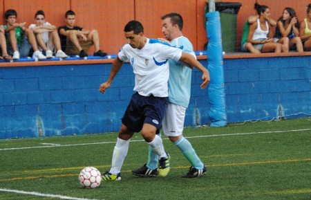 Gran victoria de Los Compadres en el campo del Coín (3-4)