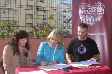 El Ayuntamiento firma un convenio con Ser Humano y anuncia 20.000 euros contra los desahucios