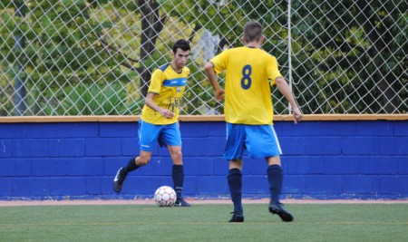 Injusta derrota (0-2) del Atlético Marbellí ante el líder Tiro de Pichón