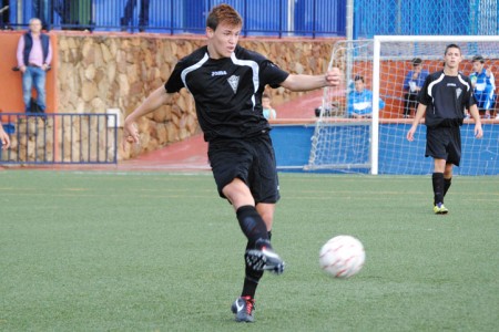 Excesivo castigo para el Marbella ante el San Andrés (4-1)