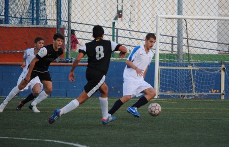 El Marbella no puede (1-4) con un Málaga B al que le basta con la primera parte