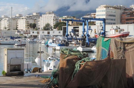 El PSOE de Marbella pide información a la Junta sobre las obras del puerto de La Bajadilla