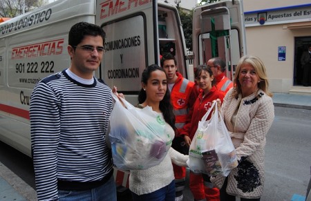 Nuevas Generaciones entrega 2.500 kilos de comida a Cruz Roja para los más necesitados