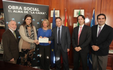 La Caixa entrega a Aspandem una subvención de 12.000 euros